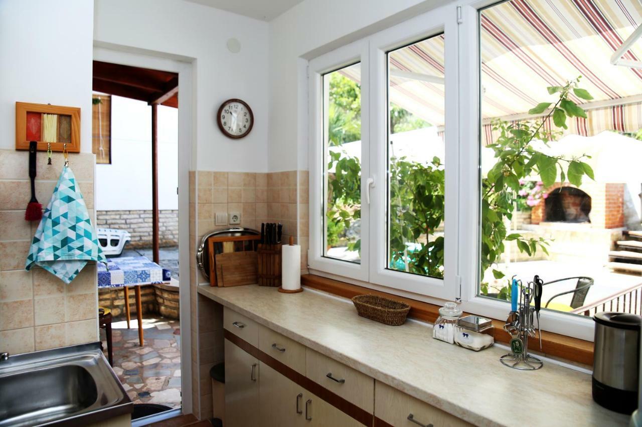 Seaside Apartment Тисно Екстериор снимка