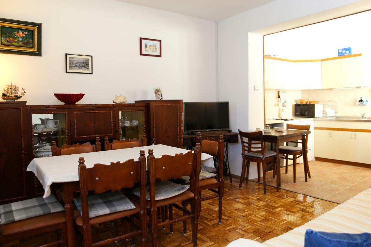 Seaside Apartment Тисно Екстериор снимка