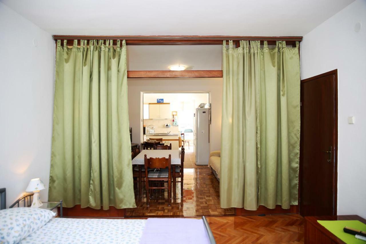 Seaside Apartment Тисно Екстериор снимка